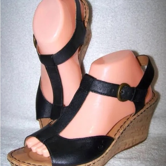 Born Concept T-strap Cork
Wedge Sandals - Picture 1 of 12